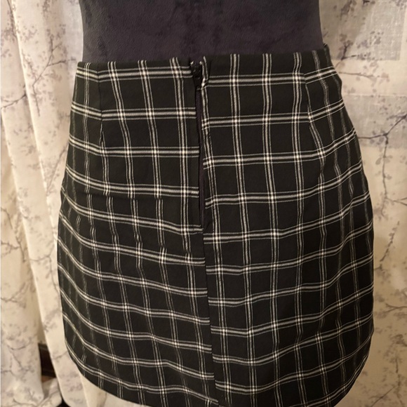 Altard State Plaid Mini Skirt in XL - Picture 4 of 5
